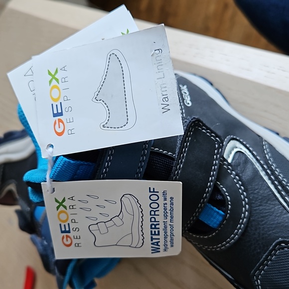 Geox waterproof toddler boots 8.5US/ 25EUR.Dark blue and grey - Picture 4 of 4